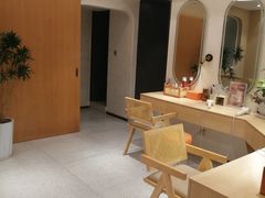 -瑶舍头疗·瑶浴·芳香热石SPA(五洲国际店)