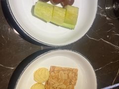 -海派悦庭·海胆烧麦·新融合菜(凯德广场店)