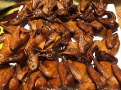 招牌烤乳鸽-石岐佬中山菜馆(张溪店)