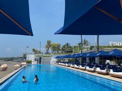 -FINNS Beach Club