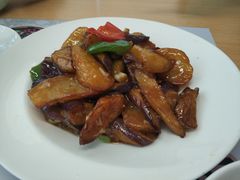 -关东小磨东北菜(上海长风大悦城店)