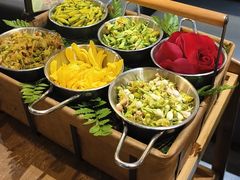 -一朵菌·野生菌探索家火锅(南亚店)