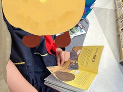 -漕河泾街道图书馆(漕河泾社区文化活动中心店)