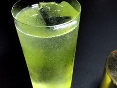 -Mx.cocktail bar