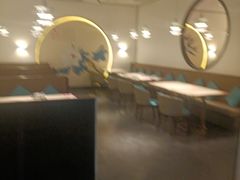 大堂-周渝食惦·酸菜鱼精致川菜(横岗店)