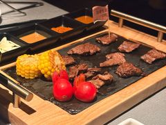 -左庭右院鲜牛肉火锅黑金店(陆家嘴中心店)