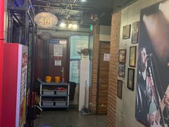 -唱吧麦颂KTV(西单华威潮铺街店)