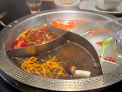 -廖掌柜·重庆鲜货火锅(上海首店)