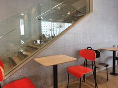 用餐区-麦当劳(成都时代奥特莱斯店)