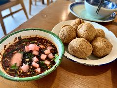 -包整·丝娃娃(一览甲秀楼风景店)