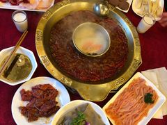 -山城年华老火锅(玉林店)