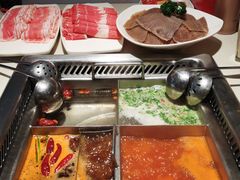 -海底捞火锅鲜切牛肉主题店(长寿路店)