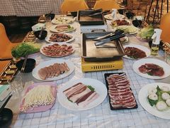 -玩坞轰趴馆·户外团建聚会主题生日派对馆(世豪广场店)