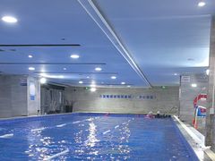 -小蓝鲸游泳培训基地(石景山店)