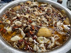 酸菜鱼-黑皮酸菜鱼(三山街店)