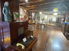 -良友书坊(安徽路店)