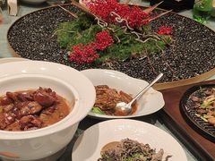-凤凰园烤鸭店·唐山菜·传承花椒肉(老唐丰路店)