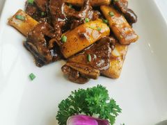 牛仔骨炒年糕-930私房菜(欧阳路店)