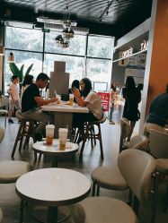 -桃桃屿·潮牌酷银(世纪荟店)