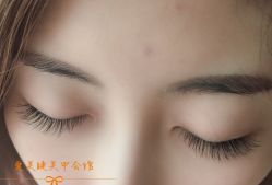 -爱美睫美甲会馆