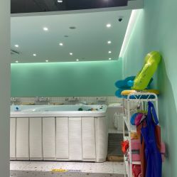 -Pony Baby宝尼婴幼儿游泳SPA馆