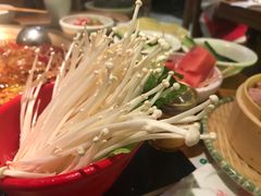 -潮火锅·麻辣牛肉火锅(观音桥方圆·LIVE店)