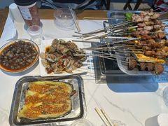 -胡记烧烤(黄山新村总店)