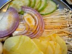 -胡悦里韩式烤肉(芝罘万达广场店)