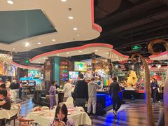 -四海一家自助餐(益田假日广场店)