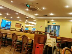 大堂-萨莉亚意式餐厅(国展天虹店)