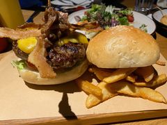 经典大汉堡-The Diner X餐厅(青岛万象城店)