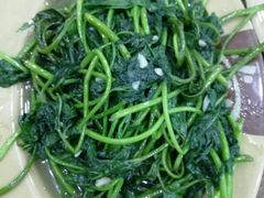 蒜蓉番薯叶-贞姨美食·老字号海鲜大排档