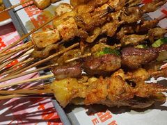 -威记烧嘢·南宁烧烤·超级生牛(绿地店)