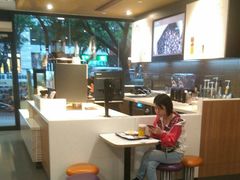 -麦当劳(宝山大厦店)