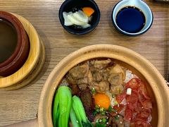 -煲仔皇腊味煲仔饭(经四万达店)