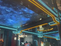 -屋有岛沉浸游戏旗舰店(中山公园店)