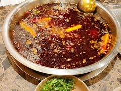 -肖肖酸萝卜鱼火锅(总店)