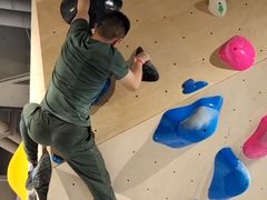 -ROCKPLUS攀岩馆(环宇城店)