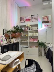 -UN·桃喜日系美睫美甲