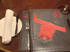 -恰餐厅及酒吧 CHAR Bar & Grill (北京丽都皇冠假日店)