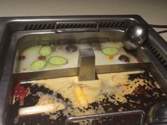 鸳鸯锅-海底捞火锅(泉城路店)