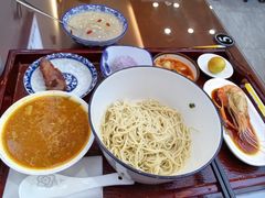 -百年老字号·观振兴蟹黄面·三虾面·苏式面(观前街富仁坊巷店)