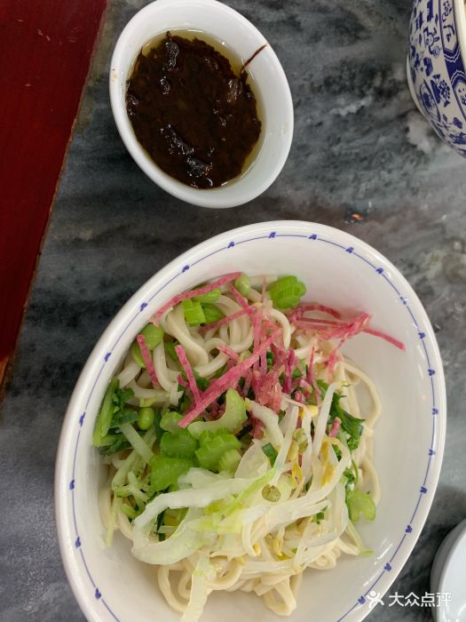 海碗居北京菜(牡丹园店)肉丁小碗干炸炸酱面图片