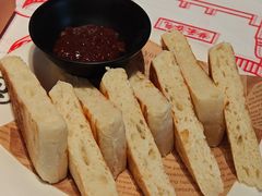 -肥肥虾庄·金牌油焖大虾(汉街SKP店)