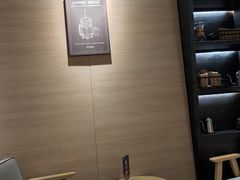 -瑞幸咖啡(外滩SOHO店)