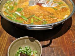 -野山舂·贵州现舂酸汤牛肉(东山店)