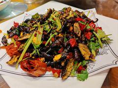 -那家老院子东北菜·饺子·小鸡炖蘑菇(艳华街店)