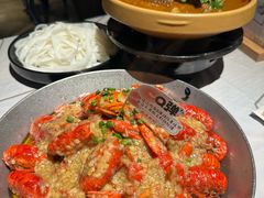 -巴厘龙虾·榜首油焖大虾(音乐学院·沿江酒馆店)