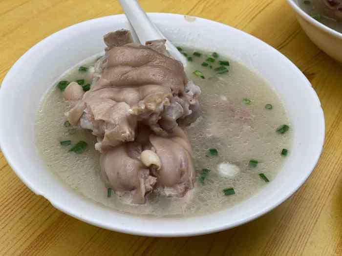 刚子蹄花(总店)-"这家店真的是网友小伙伴们捧出来的.除了.