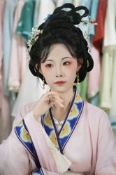 -两间半汉服工作室(平江路店)